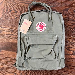 NWT Fjallraven Kanken Original Backpack